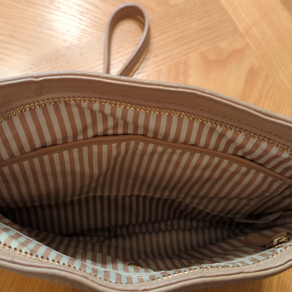 Kate Spade Crossbody Purse - Picture 3 of 6